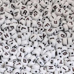 Micanga de Letras Luli LTA101 4x7mm Pacote com 250g