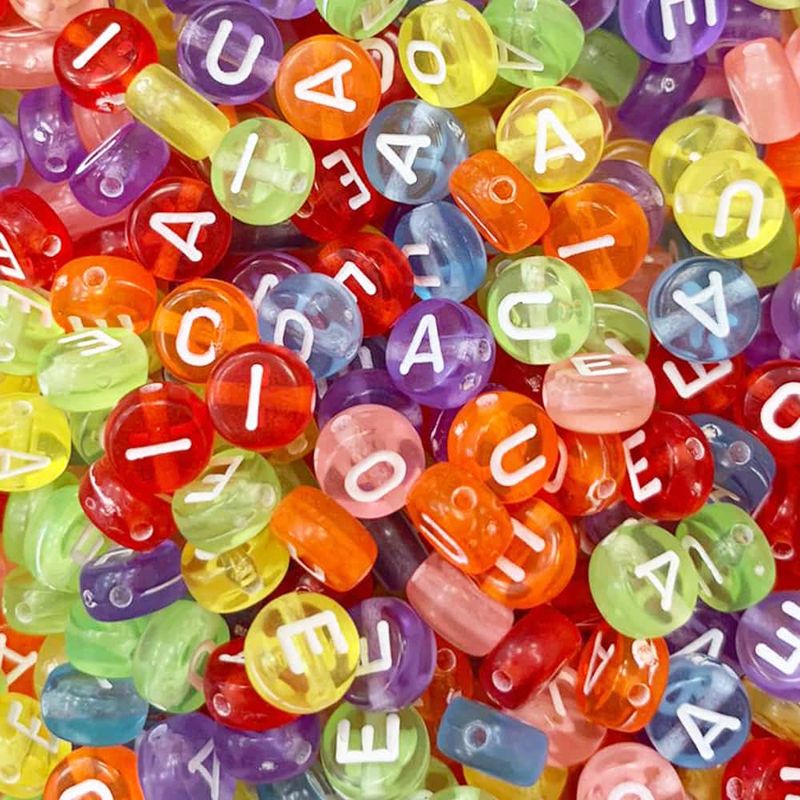 Micanga-de-Letras-Vogais-4x7mm-Luli-L53-Pacote-com-500g