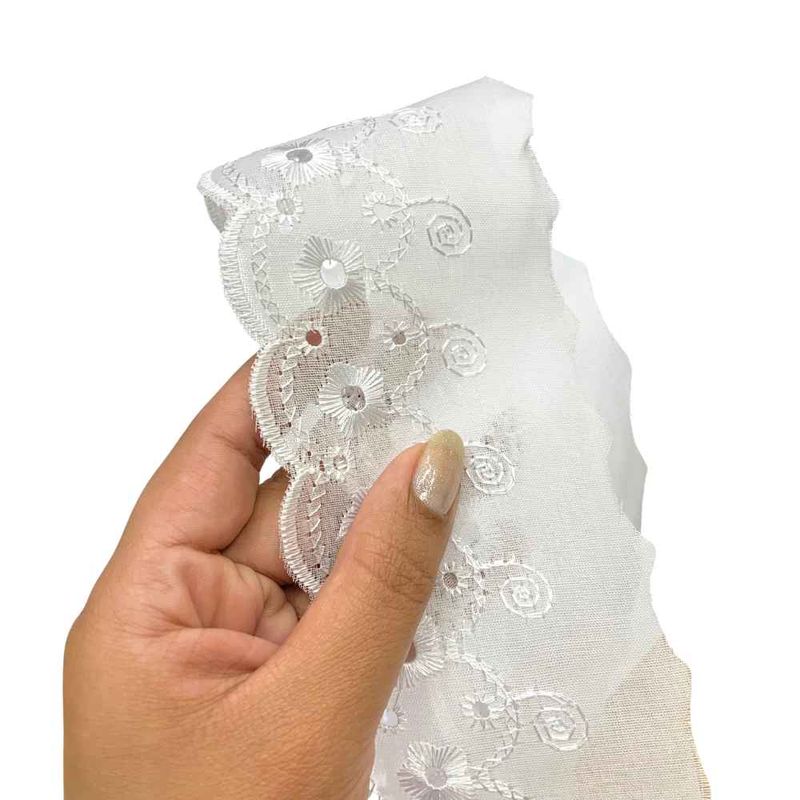 Bordado-de-Poliester-Luli-7003-8cm-Peca-com-137-Metros