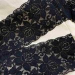 Renda-com-Elastano-Aquarela-92cm-41204-Peca-com-50-Metros
