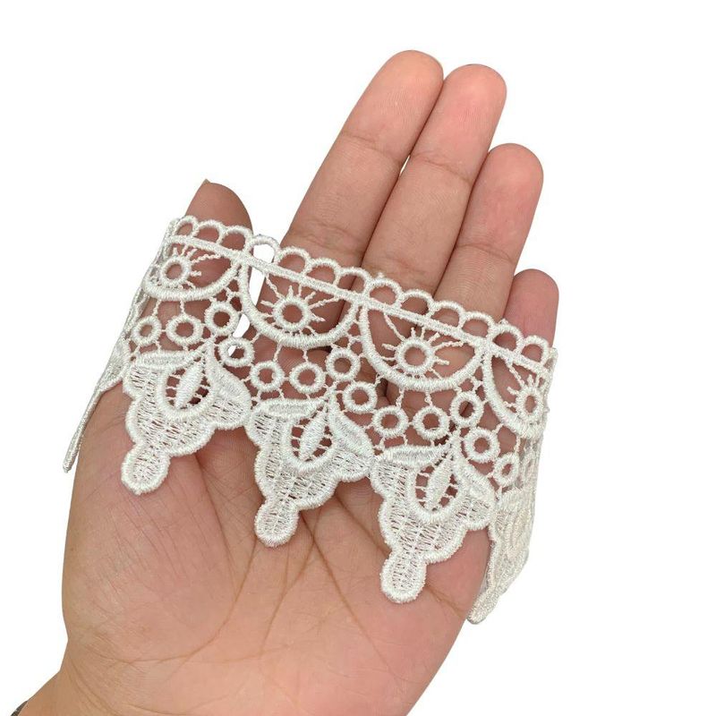 Renda-Guipir-Metalizada-Luli-6cm-3564-Peca-com-1370-Metros-