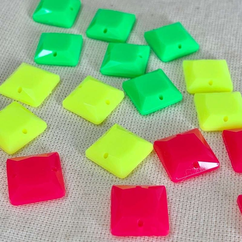 Chaton-para-Costura-Quadrado-Fluorescente-2SQ-12mm-Aquarela-Pacote-com-100un