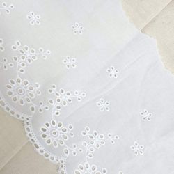 Bordado Ingles de Algodao Lulitex 190802 15,2cm 13,7M