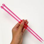 agulha-de-trico-de-plastico